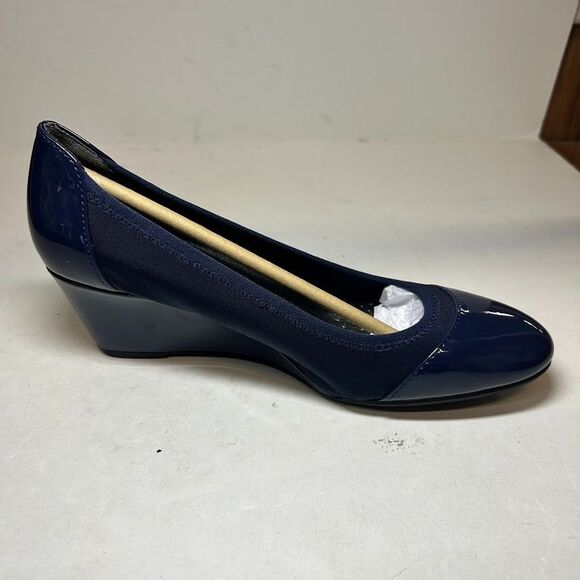 Life Stride Womens 8 W Navy Blue Patent Paneling Juliana Wedge Heel Pumps NIBHW9 - Picture 4 of 5